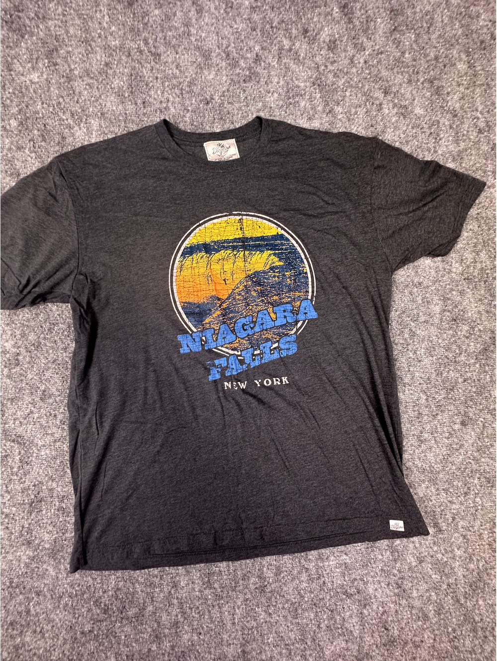 Kid Dangerous Niagara Falls New York Graphic T-Shirt XL